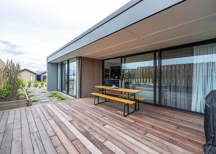 Northlake Alpine Retreat