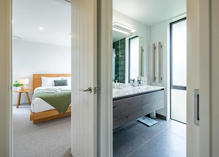 Northlake Alpine Retreat *